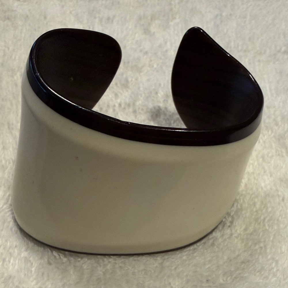 Elegant Black and Cream Cuff Bracelet